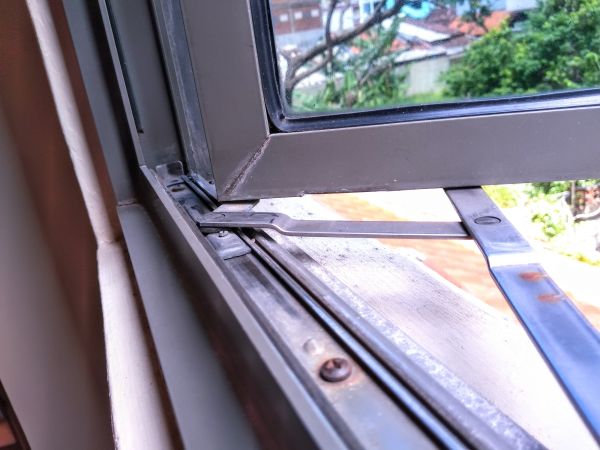 Cost of Hinged Window Replacement in Cape Coral